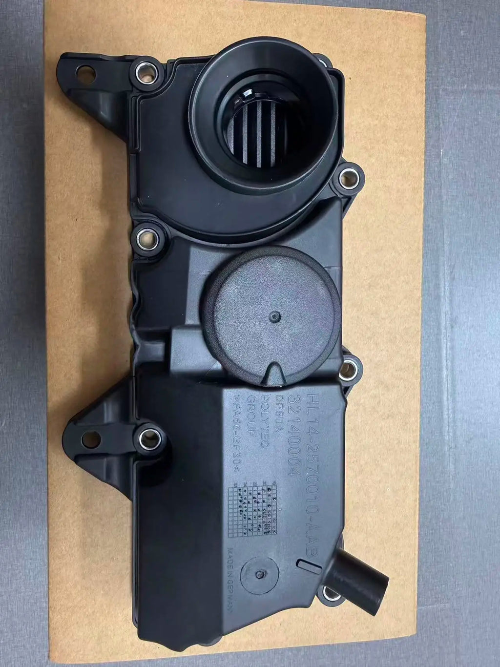 PCV מקורי OEM 32140004 XC40 XC60 XC90 S60 S90 V40 V60 V90  מכסה שסתומים עם מערכת